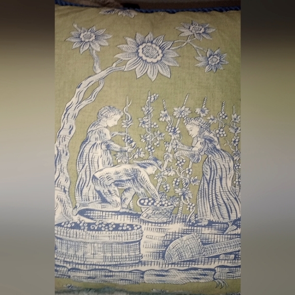 Scalamandre " Winegrowers" Printed Custom Pillows (2) - Picture 4 of 9